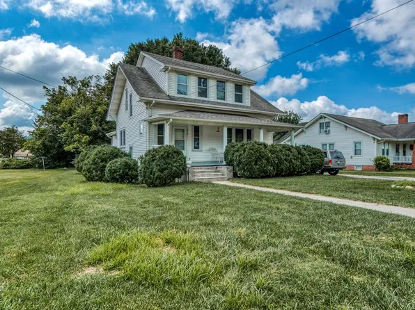 1010 Old Stage Rd, Chilhowie, VA 24319