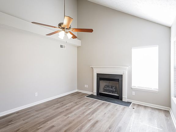 4th image of 146 Homestead Pl