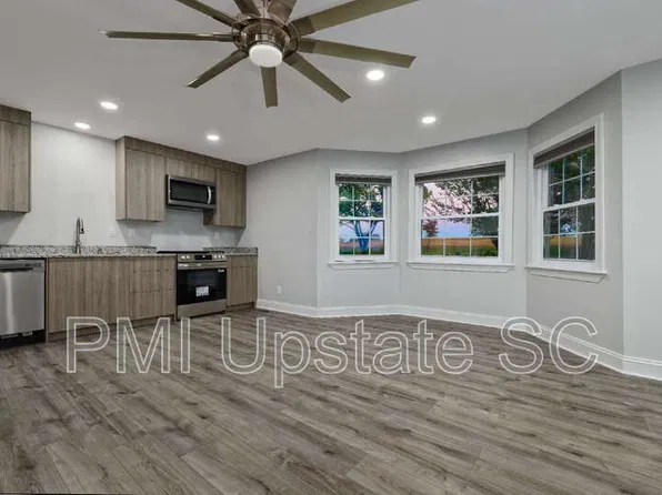 134B Bennetts Bridge Rd, Greer, SC