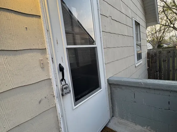 206 Shirley Ave Unit 1, Sellersburg, IN 47172