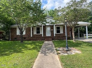 727 Queens Ave, Dunn, NC 28334