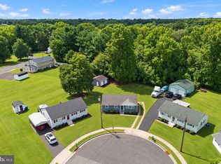 20 Donna Dr, Pedricktown, NJ 08067