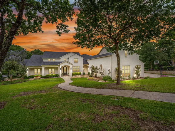 213 Acorn Ct, Aledo, TX 76008