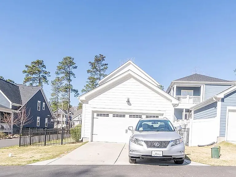 675 Great Ridge Pkwy — Photo 6