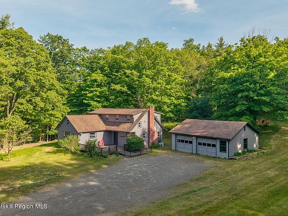 2nd image of 4533 Atwood Road