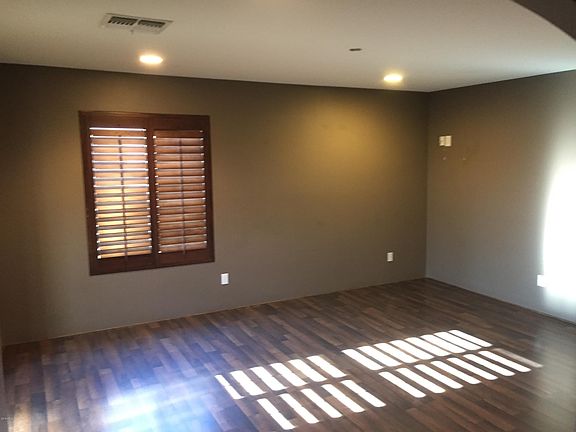 4th image of 1443 S Newberry Ln