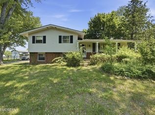 58 Vanderveer Road, Howell, NJ 07728