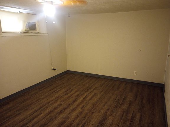 3rd image of 2201 S Platte River Dr Unit A