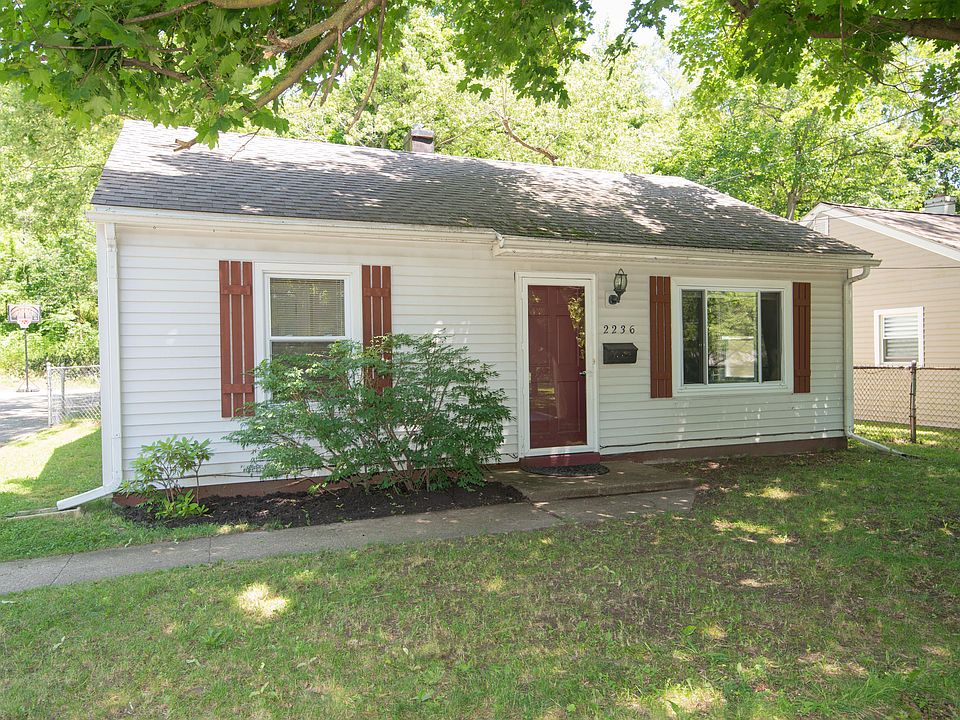1st image of 2236 Hillsdale Ave
