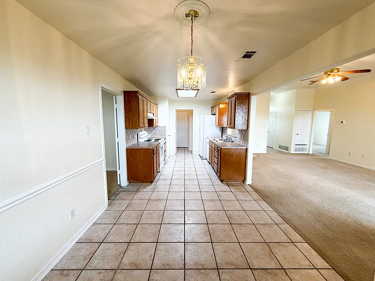 1505 High Chapparal Dr — Photo 7