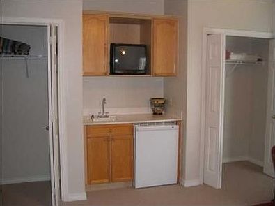 5th image of 1986 Scenic Gulf Dr APT 5