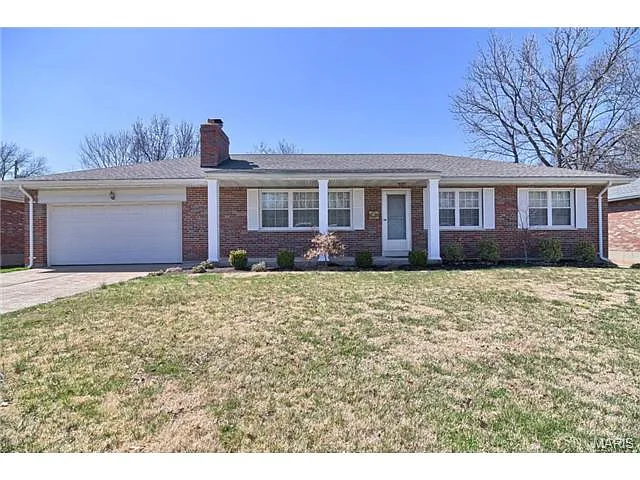 8345 Maylor Dr photo 1