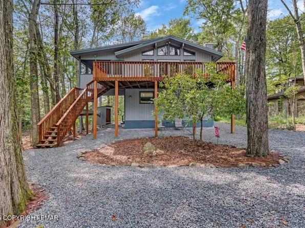 117 Winding Hill Rd, Pocono Pines, PA 18350