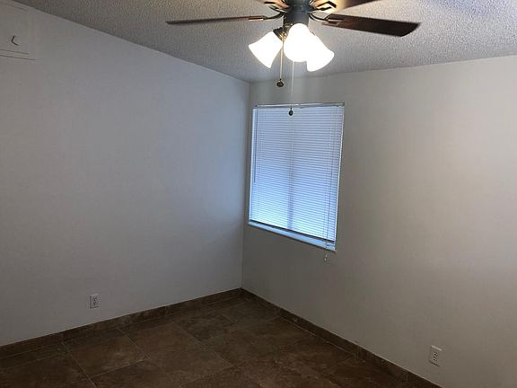 5th image of 1720 Silver Birch Ln