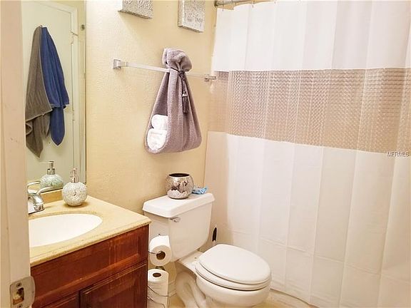 4th image of 5980 Westgate Dr APT 101