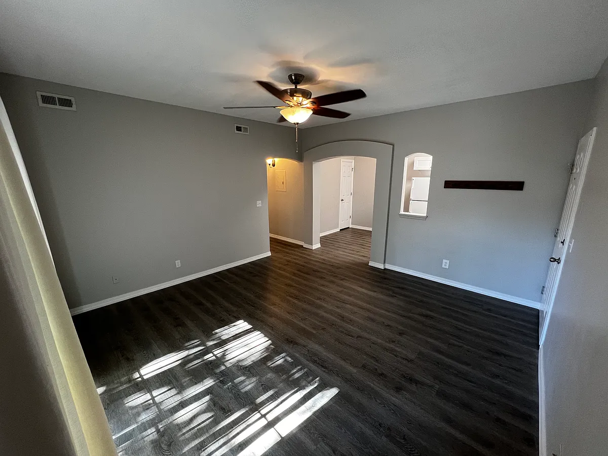Building Photo - 150 S 800 E #D6