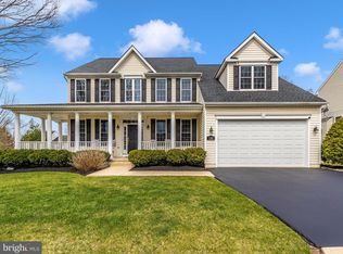 1201 Longbow Rd, Mount Airy, MD 21771