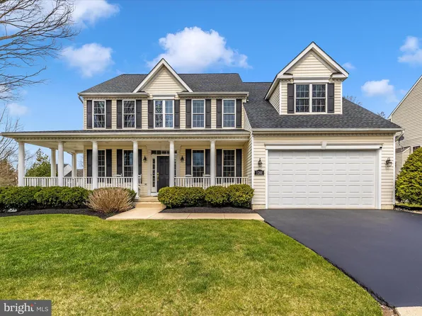 1201 Longbow Rd, Mount Airy, MD 21771