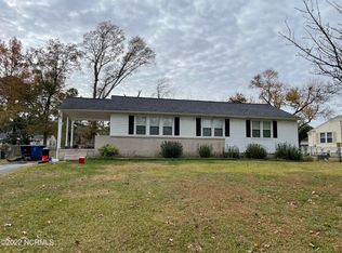 407 Utica Rd, Jacksonville, NC 28540