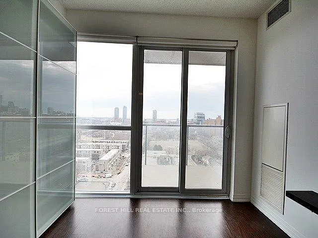 25 Cole St #1506 — Photo 9