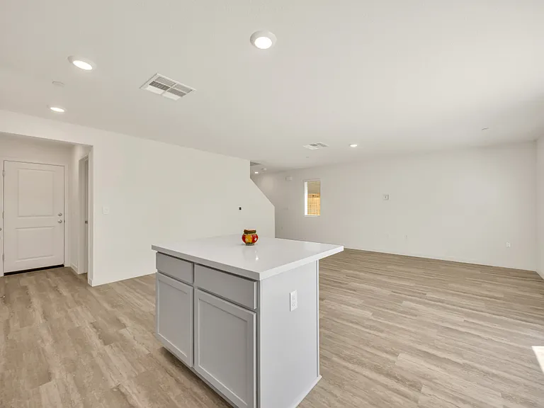 7040 Lone Sycamore St — Photo 13