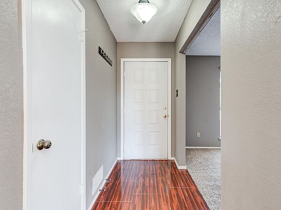 4th image of 5601 Dartmouth St