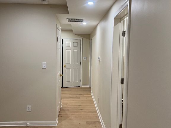 4th image of 4996 N Peachtree Rd Unit 1