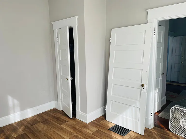 434 W Wyoming Ave — Photo 16