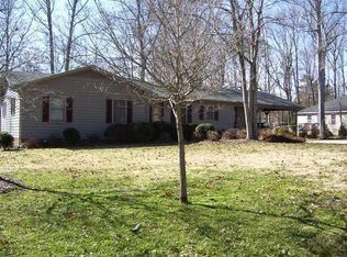 2158 Zoo Pkwy, Asheboro, NC 27205