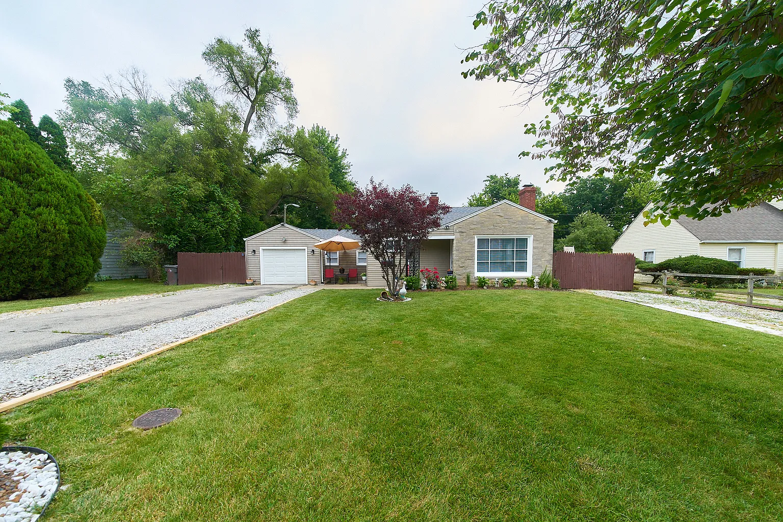 3445 N Riley Ave photo 1