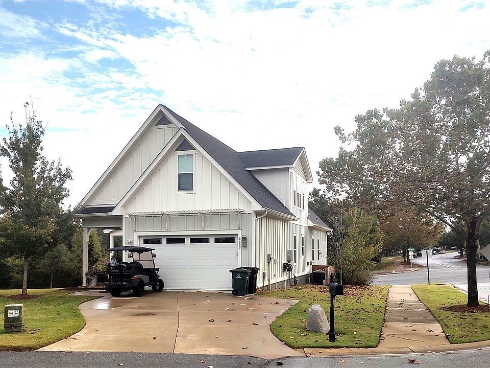 1st image of 3589 Esplanade Way