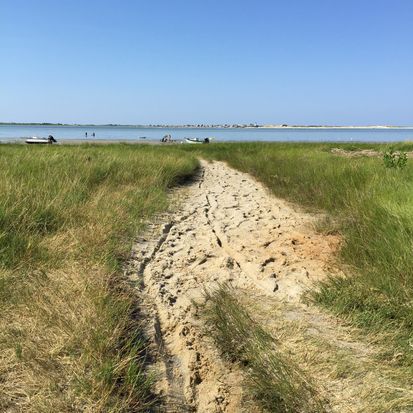49 Indian Hill Rd, Barnstable, MA 02630