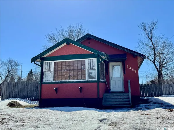 1467 15th STREET W, Prince Albert, SK S6V 3S9