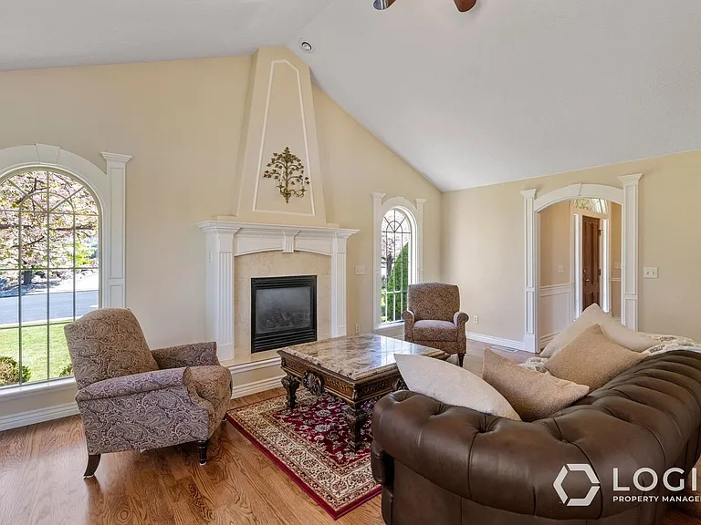 9223 Silver Lake Dr — Photo 11
