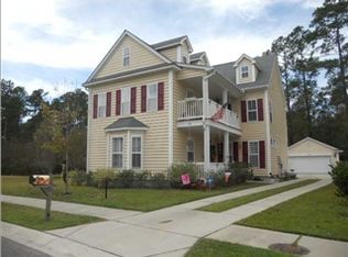 590 Delafield Dr, Summerville, SC 29483