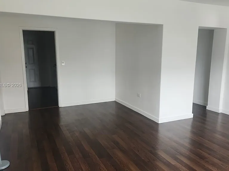 428 NE 82nd St #4E — Photo 5
