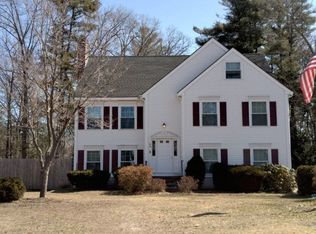 10 Deer Xing, Seabrook, NH 03874