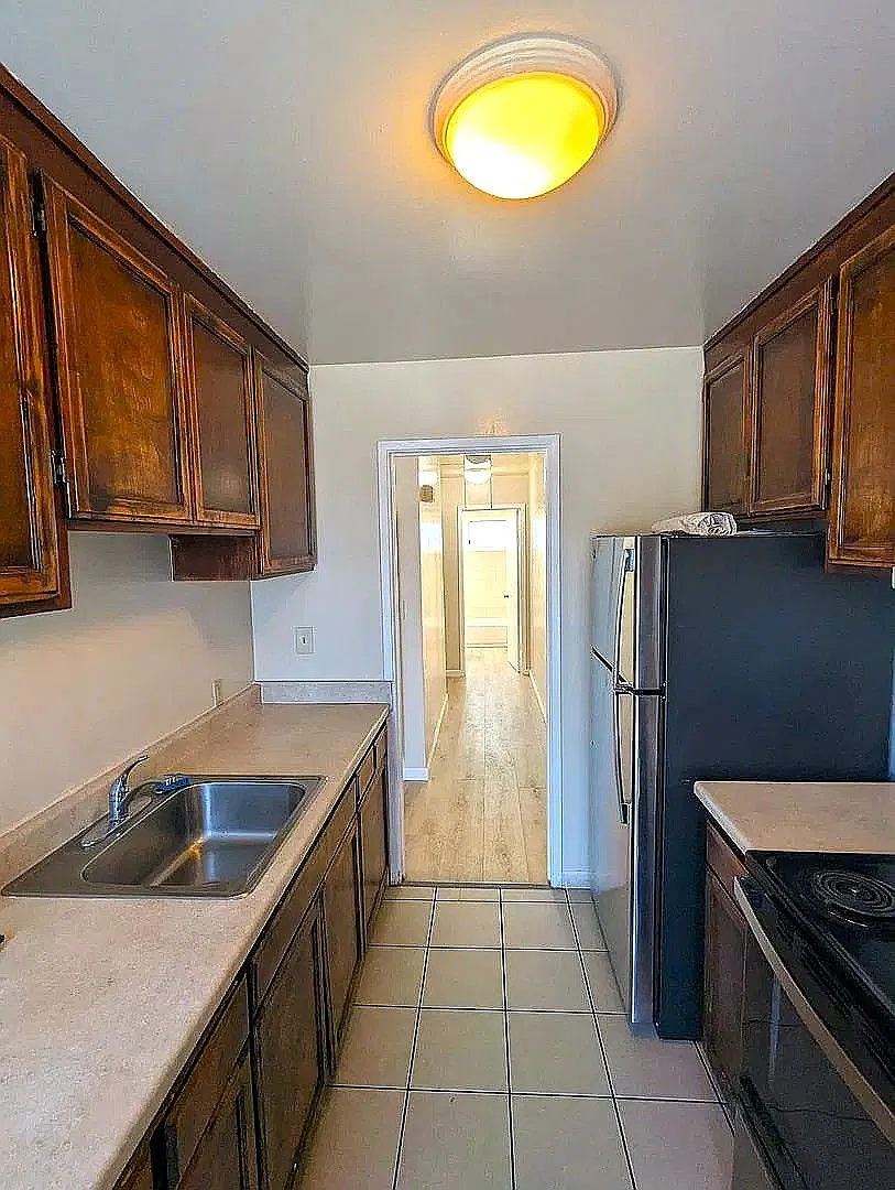 929 Delaware Street, 1735 8th Street — Photo 2