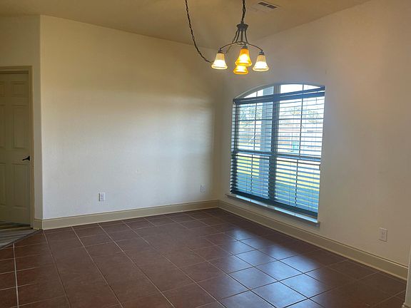 5th image of 37099 Oak Haven Dr