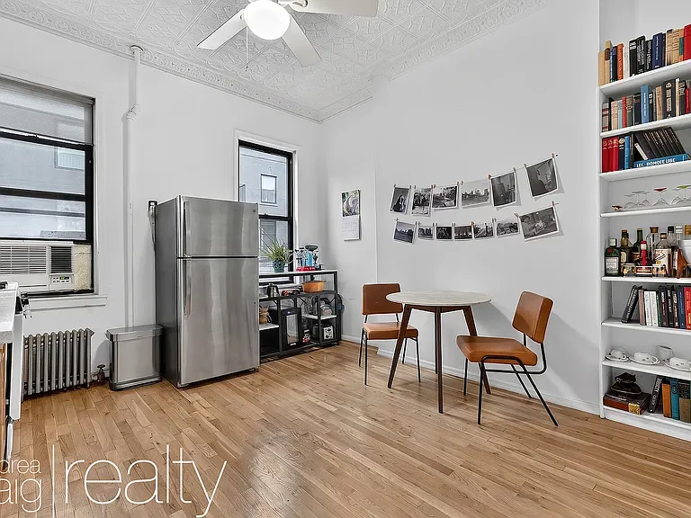 307 Court St #1 — Photo 3