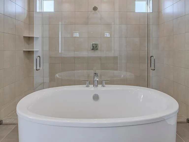 924 Solarium Dr — Photo 23