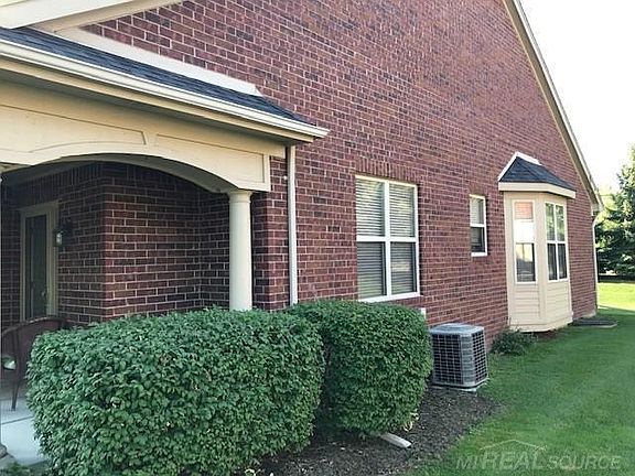 3rd image of 19330 Acorn Ln