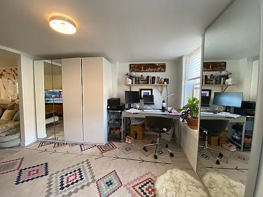 Rented by Realty Collective | media 21