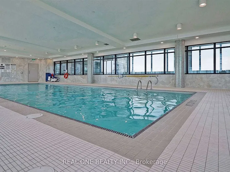 65 Watergarden Dr #403 — Photo 27