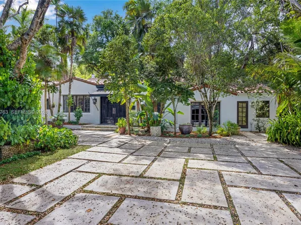 3820 Braganza Ave, Miami, FL 33133