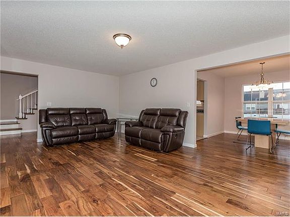 5th image of 1920 Wellington Ln