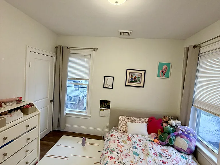143 E Cottage St #3 — Photo 14