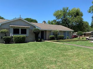 5523 Whispering Creek Way, Houston, TX 77017