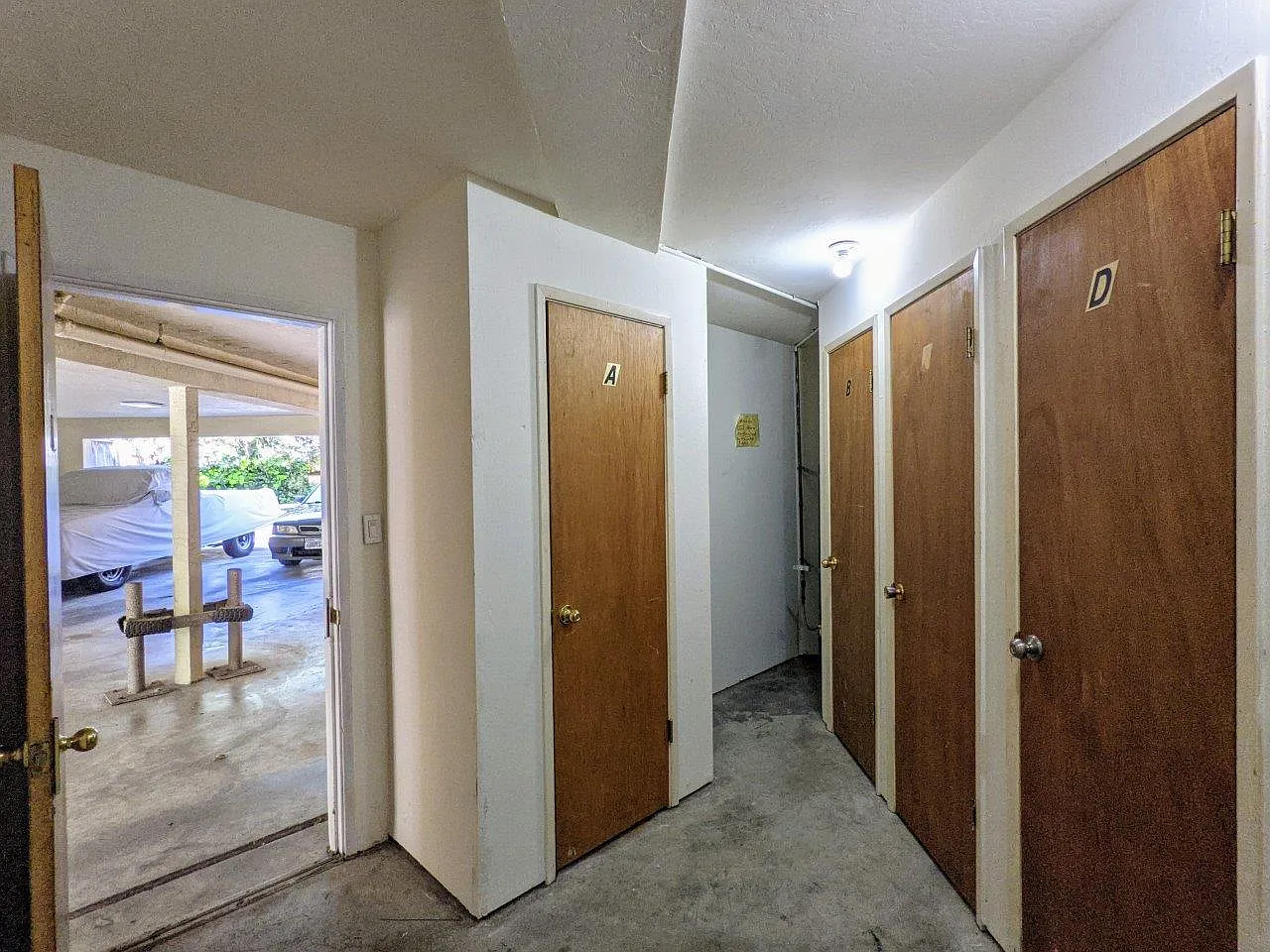 1429 Mlk Jr Way APT D photo 1