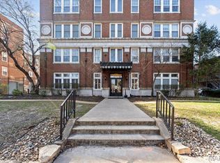 5330 Pershing Ave APT 205, Saint Louis, MO
